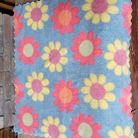 BABY TODDLER SNUGGLE CLOTH, Choice of Color - Picture 8 of 8